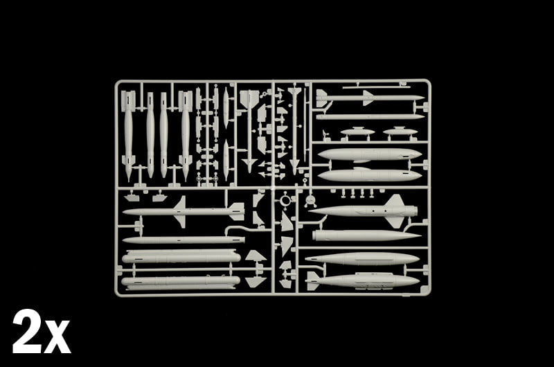Italeri MODEL AIRCRAFT Italeri 1/32 Tornado ECR Jet Aircraft Kit