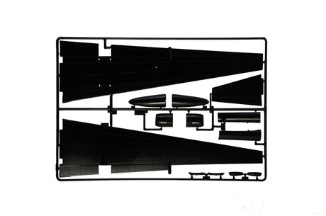 Italeri MODEL AIRCRAFT Italeri 1/48 TR1A/B High-Altitude Recon Aircraft Kit