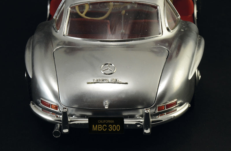 Italeri MODEL CARS Italeri 1/16 Mercedes Benz 300SL Gullwing Car Kit