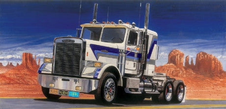 Italeri MODEL CARS Italeri 1/24 Freightliner FLC Tractor Cab Kit