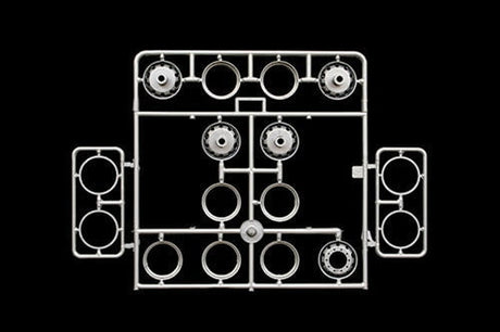 Italeri MODEL CARS Italeri 1/24 Freightliner FLC Tractor Cab Kit