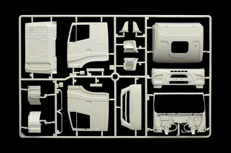 Italeri MODEL CARS Italeri 1/24 Iveco Stralis Hi-Way Euro 5 Kit