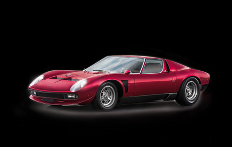 Italeri MODEL CARS Italeri 1/24 Lamborghini Miura JOTA SVJ Kit
