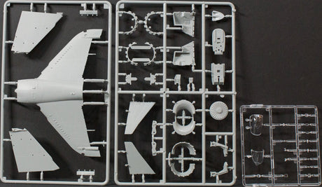 Kinetic MODEL AIRCRAFT Kinetic 1/48 Royal Navy Sea Harrier FA.2 Kit