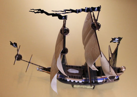 Lindberg MODEL SHIPS Lindberg 1/130 Jolly Roger Satisfaction of Captain Morgan Pirate Ship Kit