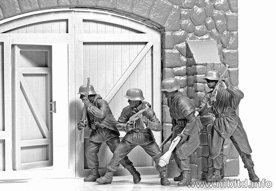 Master Box MILITARY MODEL Master Box Ltd 1/35 German Infantry Western Europe 1944-45 (4) Kit