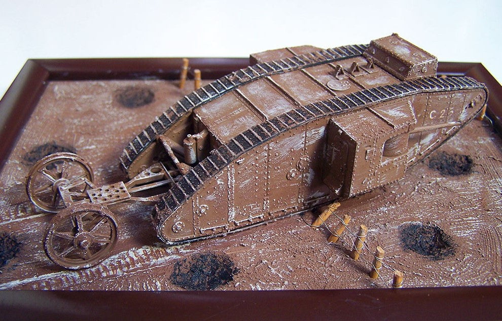 Master Box MILITARY MODEL Master Box Ltd 1/72 British Male Mk I Tank Somme Battle 1916 Kit