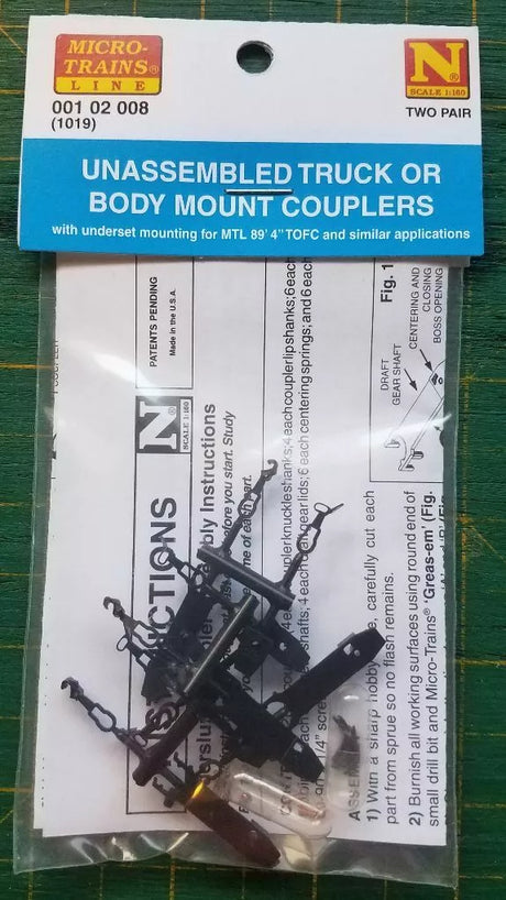 Micro Trains MICRO TRAINS / 001 02 008 UNASSEMBLED TRUCK OR BODY MOUNT COUPLERS (1019) 2 PAIR   (SCALE=N)
