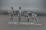 MiniArt 1/35 Figures MiniArt 37037 1/35 Soviet Tank Crew 1960-70s Figures Model Kit