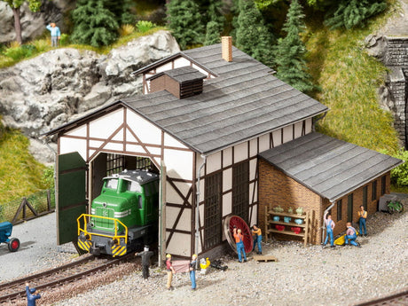 Noch MODEL TRAINS Noch HO Tannau Half-Timbered Locomotive Shed Weathered Laser-Cut Kit
