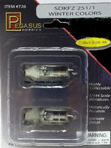 Pegasus MILITARY MODEL Pegasus Military 1/144 SdKfz 251/1 Halftrack (Winter Camouflage) (2) (Assembled)