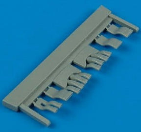 Quickboost Details DETAIL PARTS Quickboost Details 1/32 Ki84 Exhaust for HSG