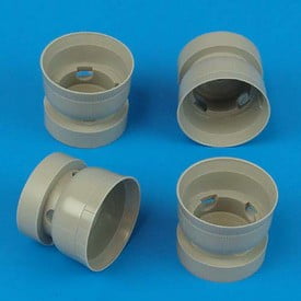 Quickboost Details DETAIL PARTS Quickboost Details 1/72 B17 Correct Cowlings for ACY
