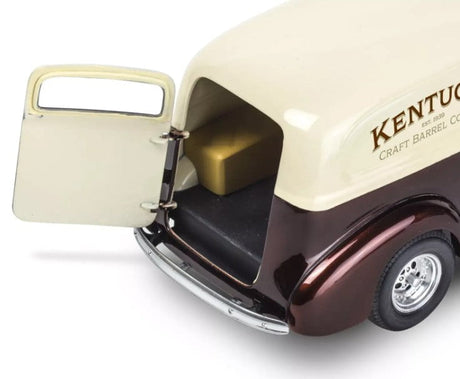 Revell-Monogram MODEL CARS Revell-Monogram 1/24 1939 Chevy Sedan Delivery w/Barrels