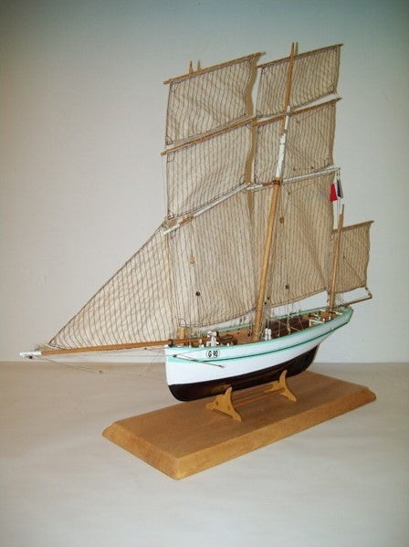 Soclaine WOODEN SHIP MODEL Soclaine 1/50 Granvillaise 3-Masted 1899 Fishing Smack Boat Kit