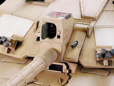 Tamiya MILITARY MODEL Tamiya 1/35 Challenger II British MBT Kit