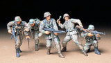 Tamiya MILITARY MODEL Tamiya 1/35 German Front-Line Infantry (5 Figures) Kit