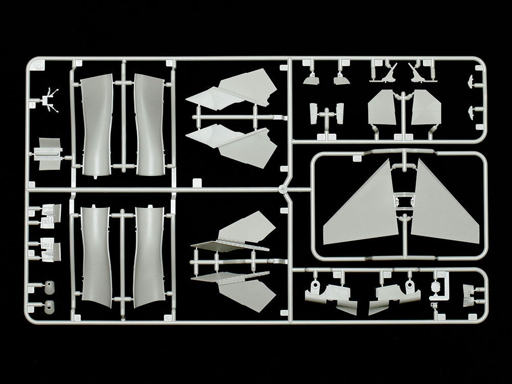 Tamiya MODEL AIRCRAFT Tamiya 1/48 McDonnell Douglas™ F-4B Phantom II™ Kit