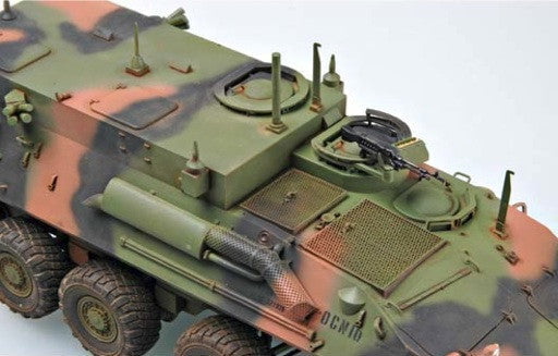 Trumpeter MILITARY MODEL Trumpeter 1/35 USMC LAV-C2 Light Armored Command & Control Vehicle Kit