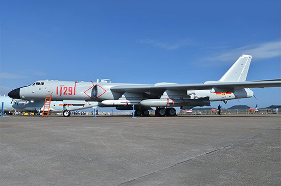 Trumpeter MODEL AIRCRAFT Trumpeter 1/144 Chinese Xian H6K Strategic Bomber Kit