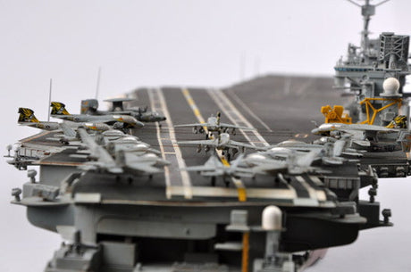 Trumpeter MODEL SHIPS Trumpeter 1/350 USS Kitty Hawk CV63 Aircraft Carrier Kit