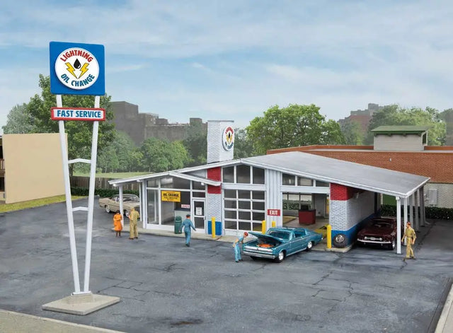 Walthers Cornerstone Walthers Cornerstone Drive-in Oil Change / Repurposed Gas Station Kit (HO Scale) Part# 933-3543