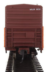 Walthers Walthers 910-3931 57' Mechanical Reefer MILW - Milwaukee Road #9818 HO Scale