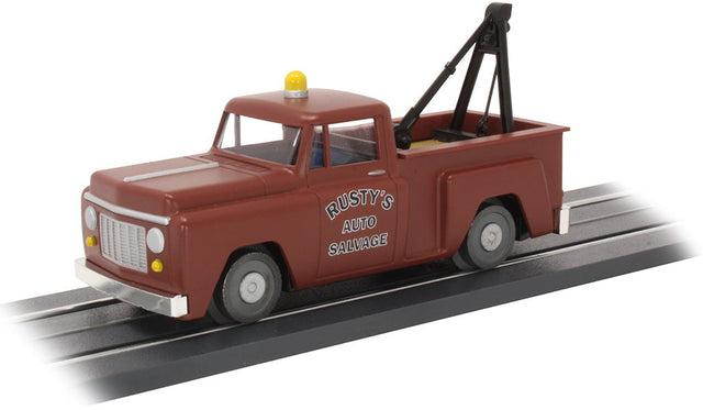 Williams by Bachmann E-Z Street Vehicle Williams by Bachmann 42748 O Gauge E-Z Street Rusty’s Auto Salvage Tow Truck