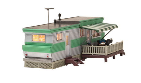 Woodland Scenics Woodland Scenics 5060 HO Scale  Grillin’ & Chillin’ Trailer Built and Ready