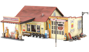 Woodland Scenics Woodland Scenics 5203 N Scale Pre-Fab Sonny's Super Service Kit DPM Kit
