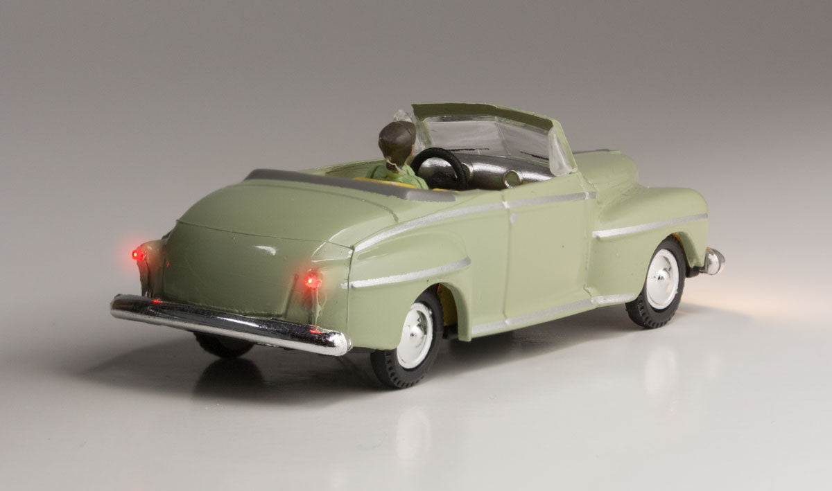 Woodland Scenics Woodland Scenics 5594 HO Scale Cool Convertible Just Plug Vehicle