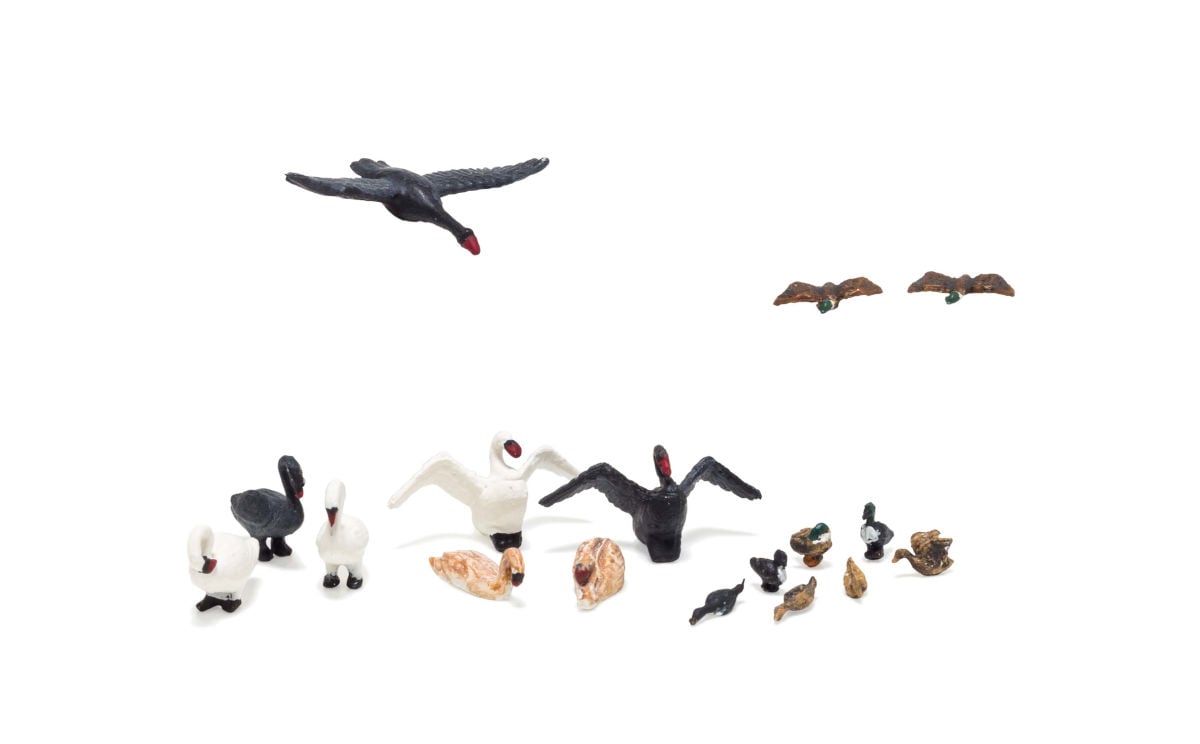 Woodland Scenics Woodland Scenics HO Scale Ducks and Swans