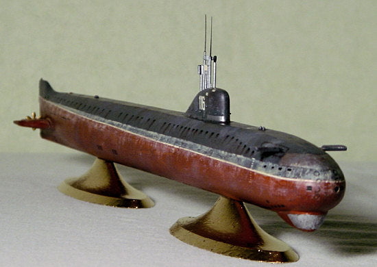 Zvezda MODEL SHIPS Zvezda 1/350 Soviet K3 November Class Nuclear Submarine Kit